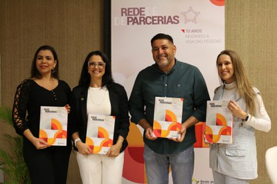 Lançamento do Livro 10 anos da Rede de Parcerias - dia 02-06-2025 (168).JPG