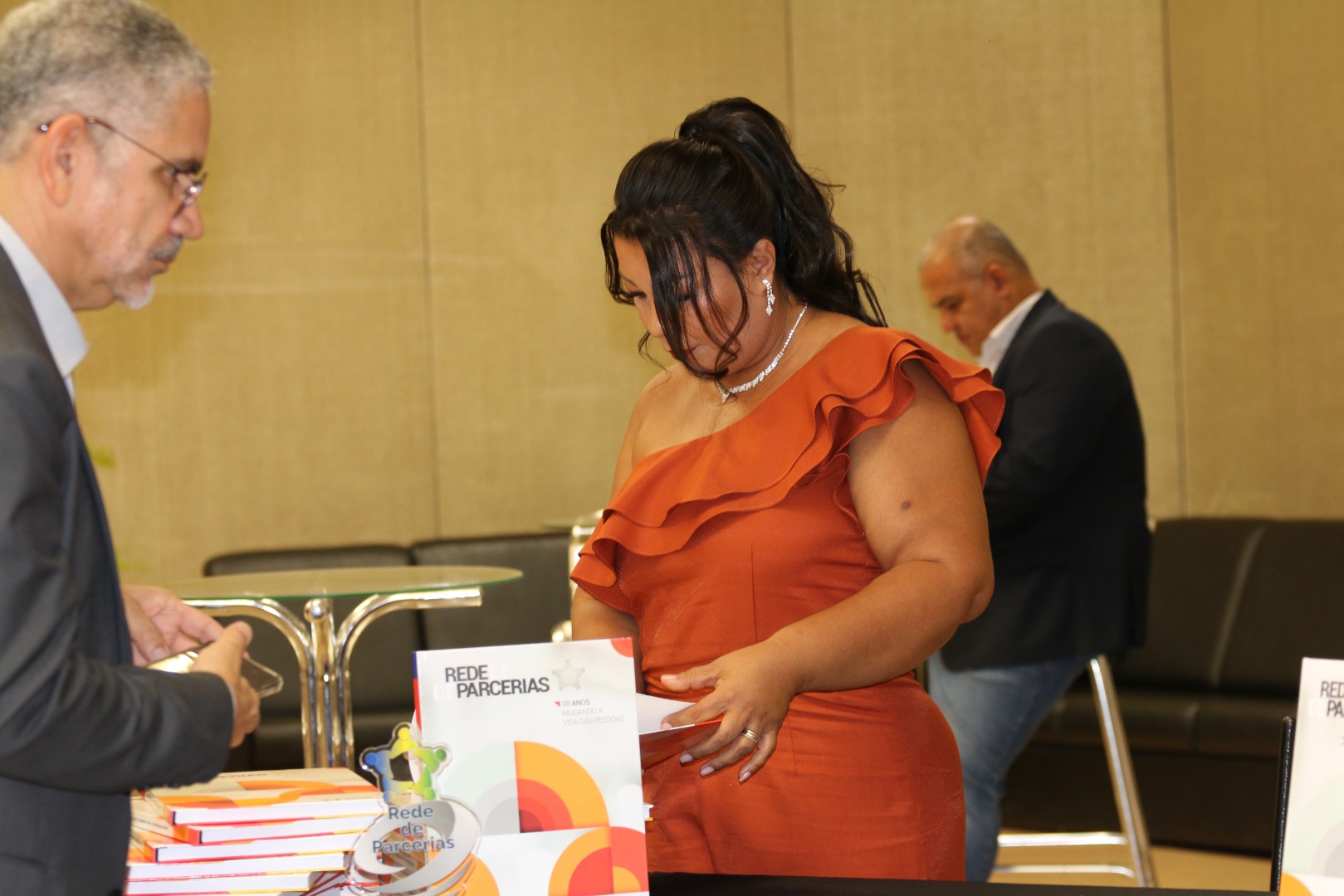 Lançamento do Livro 10 anos da Rede de Parcerias - dia 02-06-2025