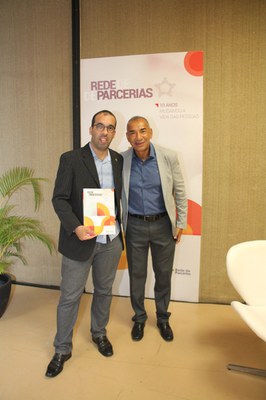 Lançamento do Livro 10 anos da Rede de Parcerias - dia 02-06-2025 (200).JPG