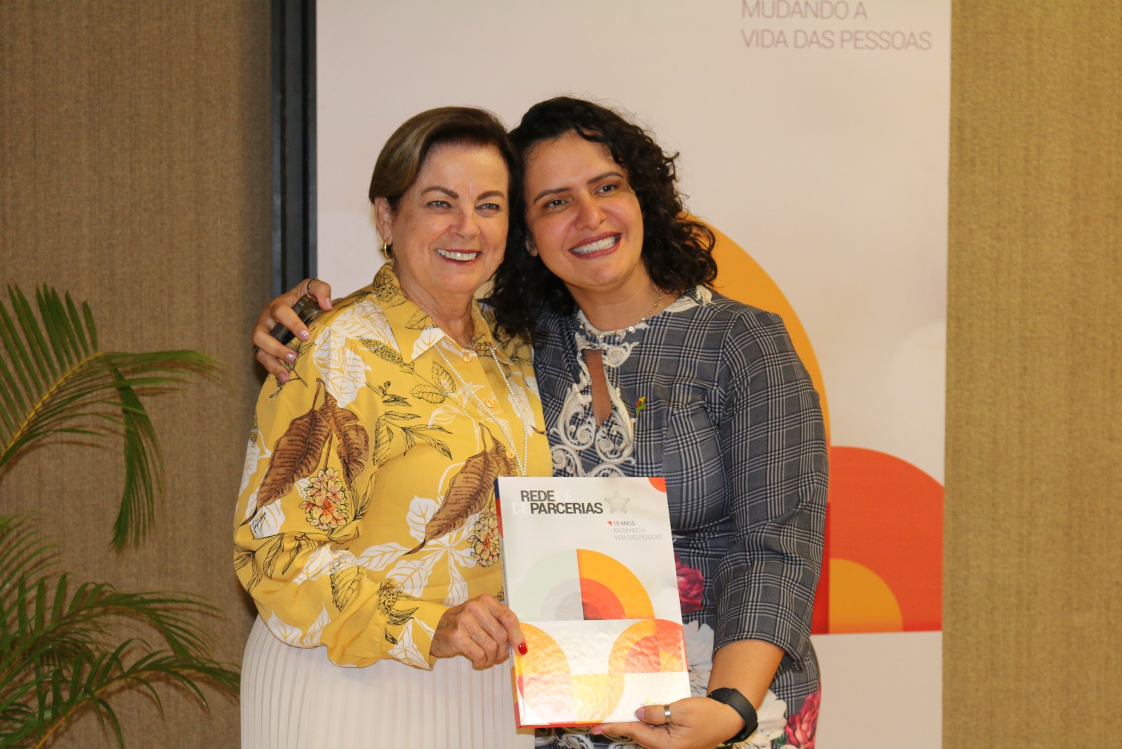 Lançamento do Livro 10 anos da Rede de Parcerias - dia 02-06-2025 (213).JPG