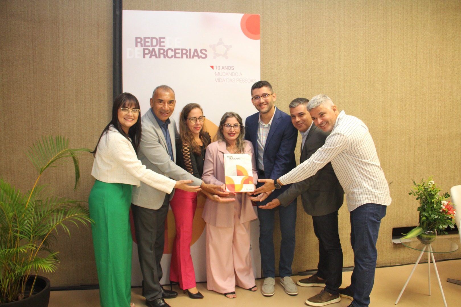 Lançamento do Livro 10 anos da Rede de Parcerias - dia 02-06-2025 (214).JPG