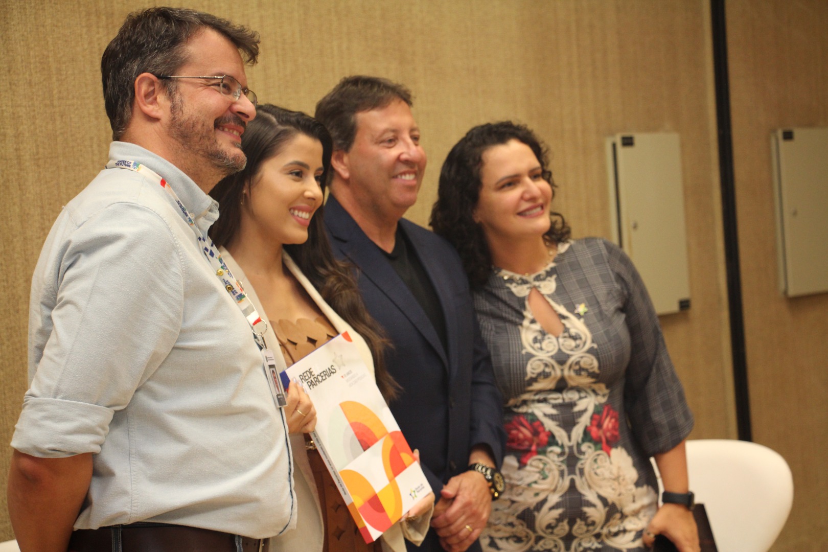 Lançamento do Livro 10 anos da Rede de Parcerias - dia 02-06-2025 (216).JPG