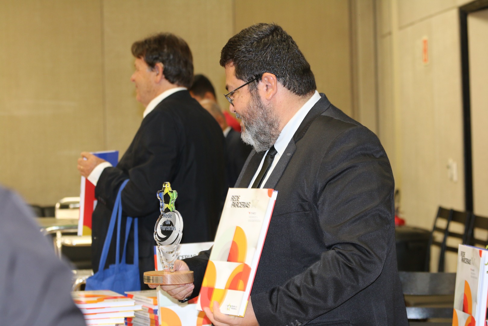 Lançamento do Livro 10 anos da Rede de Parcerias - dia 02-06-2025