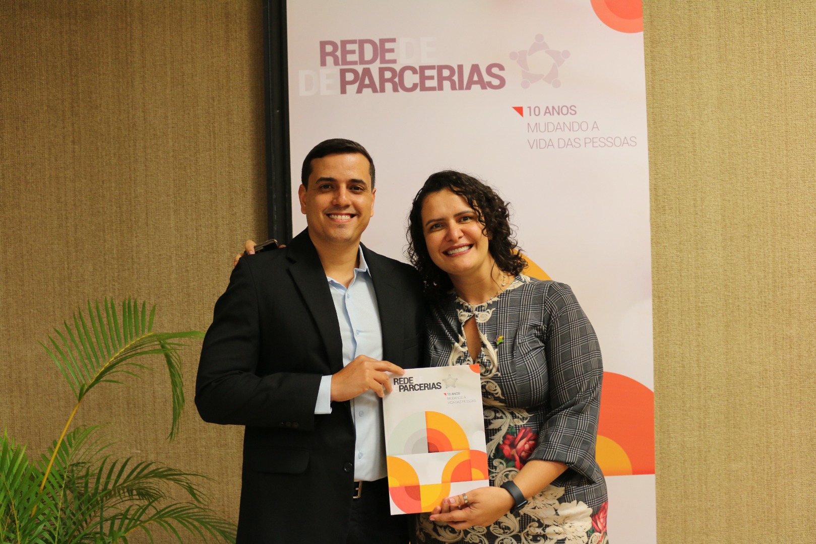 Lançamento do Livro 10 anos da Rede de Parcerias - dia 02-06-2025 (221).JPG