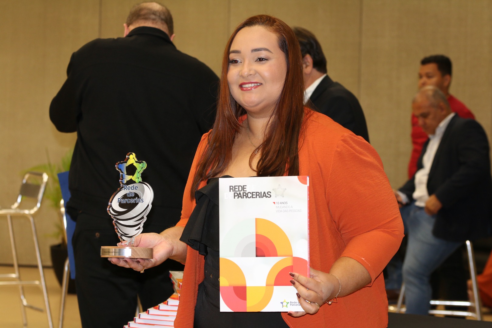 Lançamento do Livro 10 anos da Rede de Parcerias - dia 02-06-2025