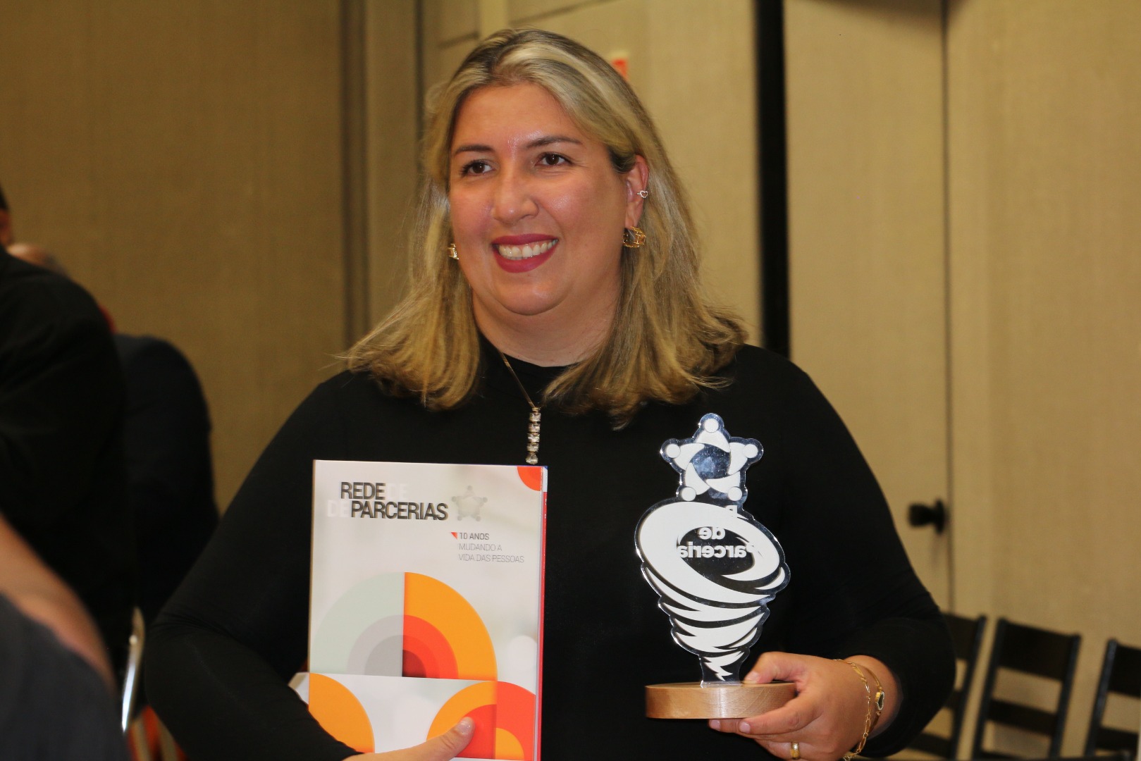 Lançamento do Livro 10 anos da Rede de Parcerias - dia 02-06-2025