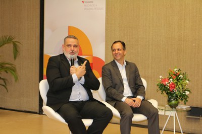 Lançamento do Livro 10 anos da Rede de Parcerias - dia 02-06-2025 (268).JPG