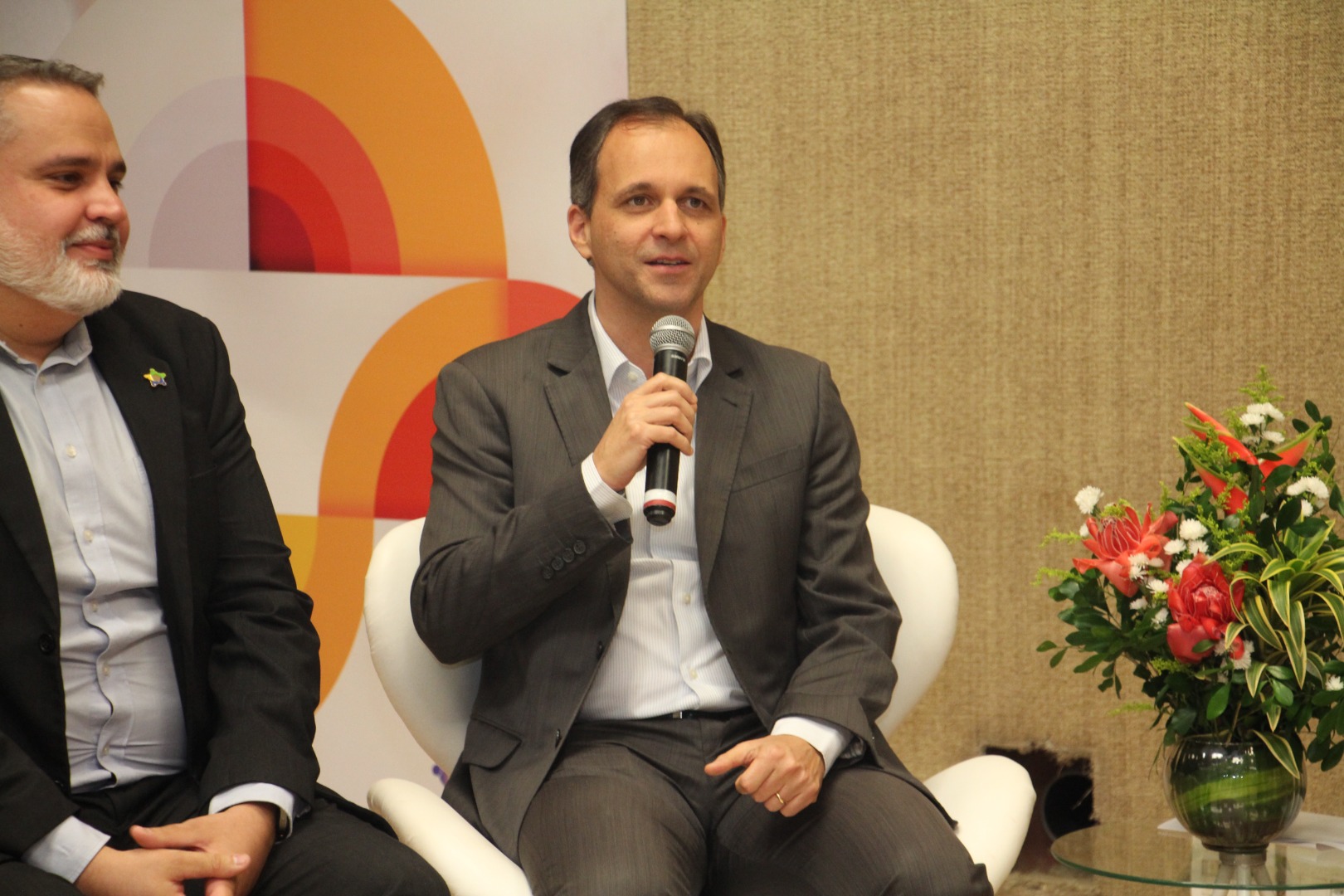 Lançamento do Livro 10 anos da Rede de Parcerias - dia 02-06-2025 (278).JPG