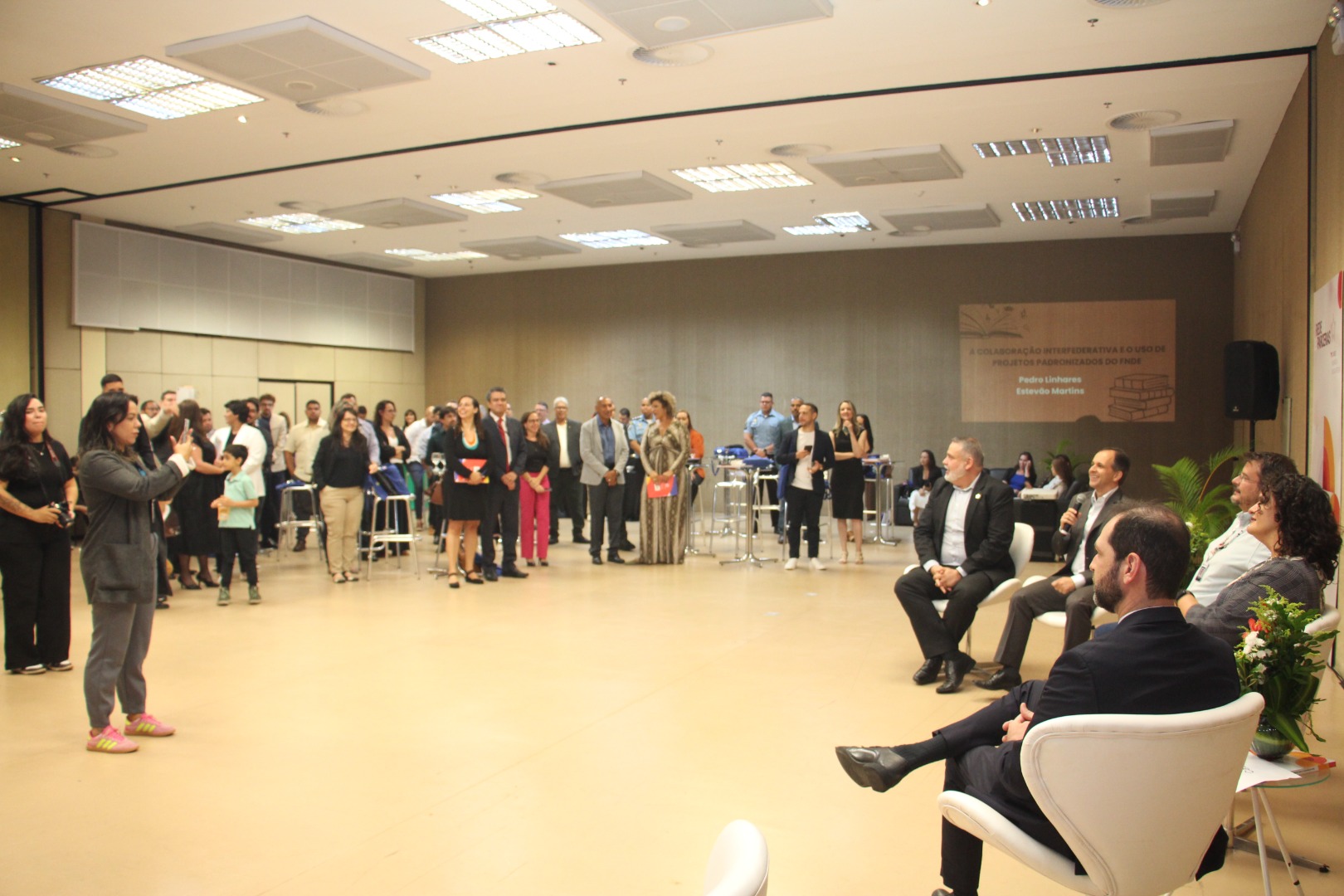 Lançamento do Livro 10 anos da Rede de Parcerias - dia 02-06-2025 (284).JPG