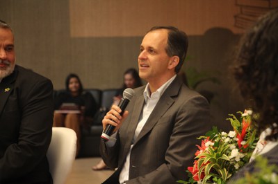 Lançamento do Livro 10 anos da Rede de Parcerias - dia 02-06-2025 (285).JPG