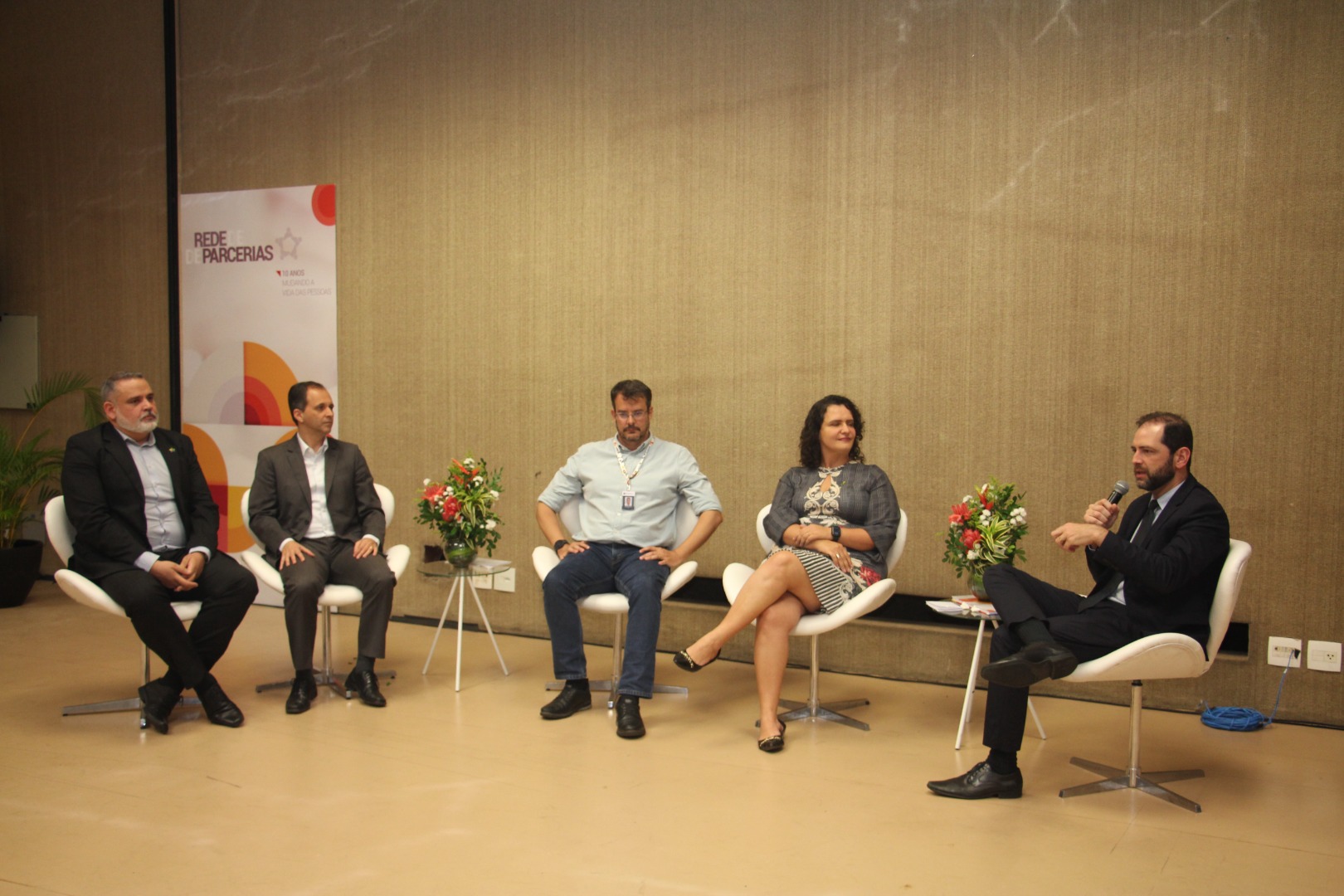 Lançamento do Livro 10 anos da Rede de Parcerias - dia 02-06-2025 (286).JPG