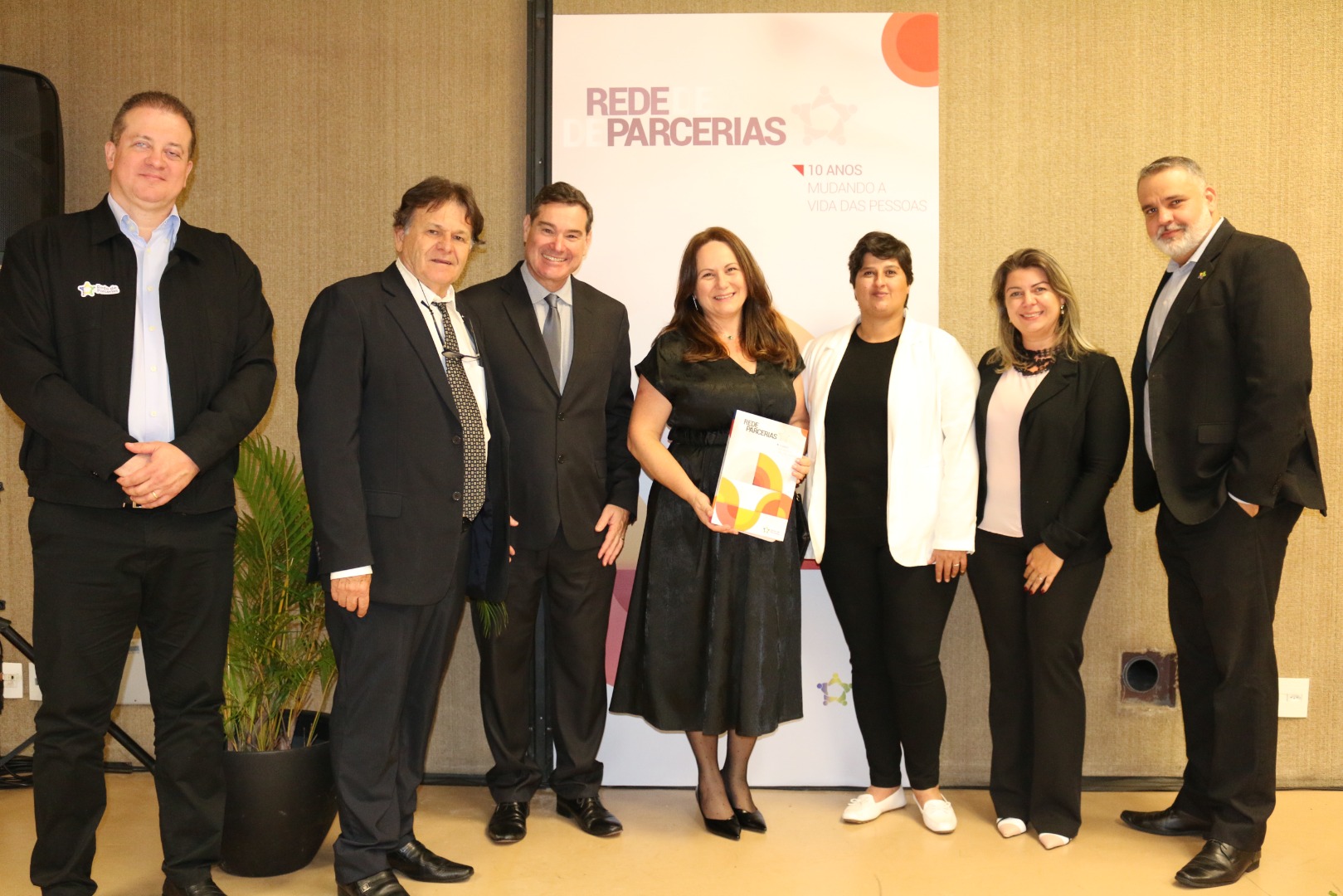 Lançamento do Livro 10 anos da Rede de Parcerias - dia 02-06-2025 (303).JPG