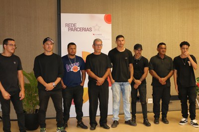 Lançamento do Livro 10 anos da Rede de Parcerias - dia 02-06-2025 (315).JPG