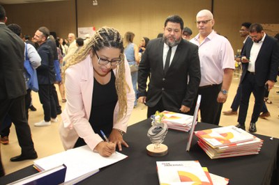 Lançamento do Livro 10 anos da Rede de Parcerias - dia 02-06-2025 (318).JPG