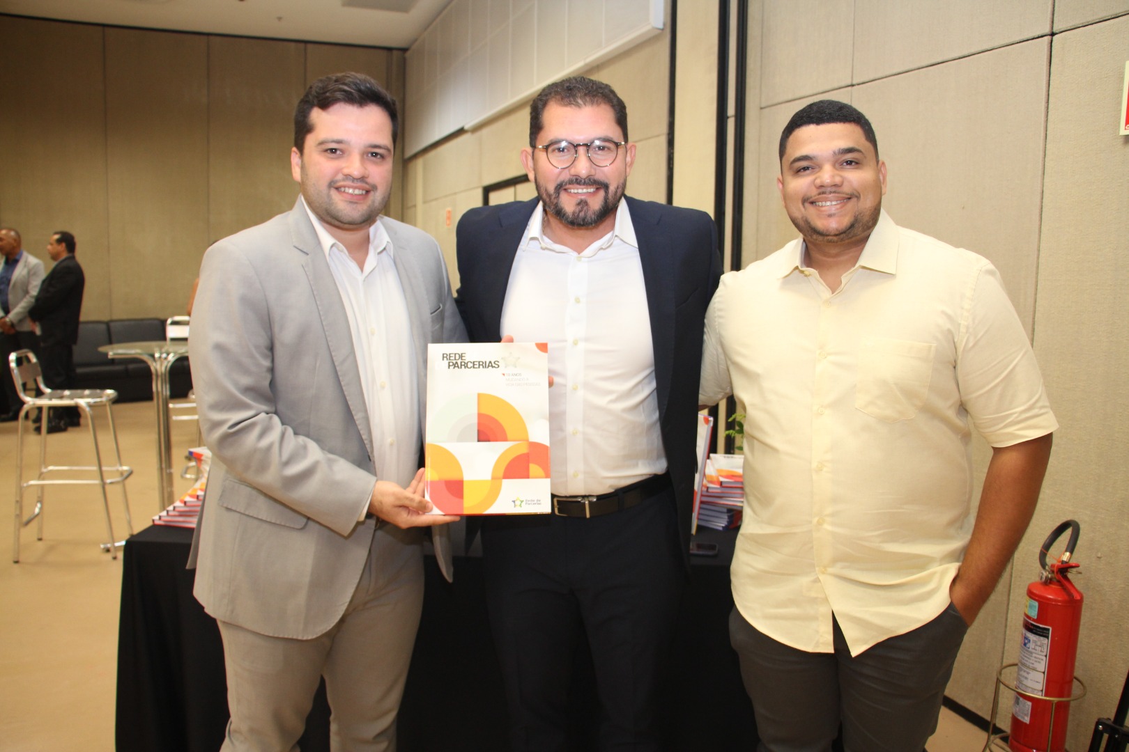 Lançamento do Livro 10 anos da Rede de Parcerias - dia 02-06-2025 (33).JPG