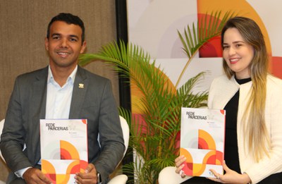 Lançamento do Livro 10 anos da Rede de Parcerias - dia 02-06-2025 (332).JPG