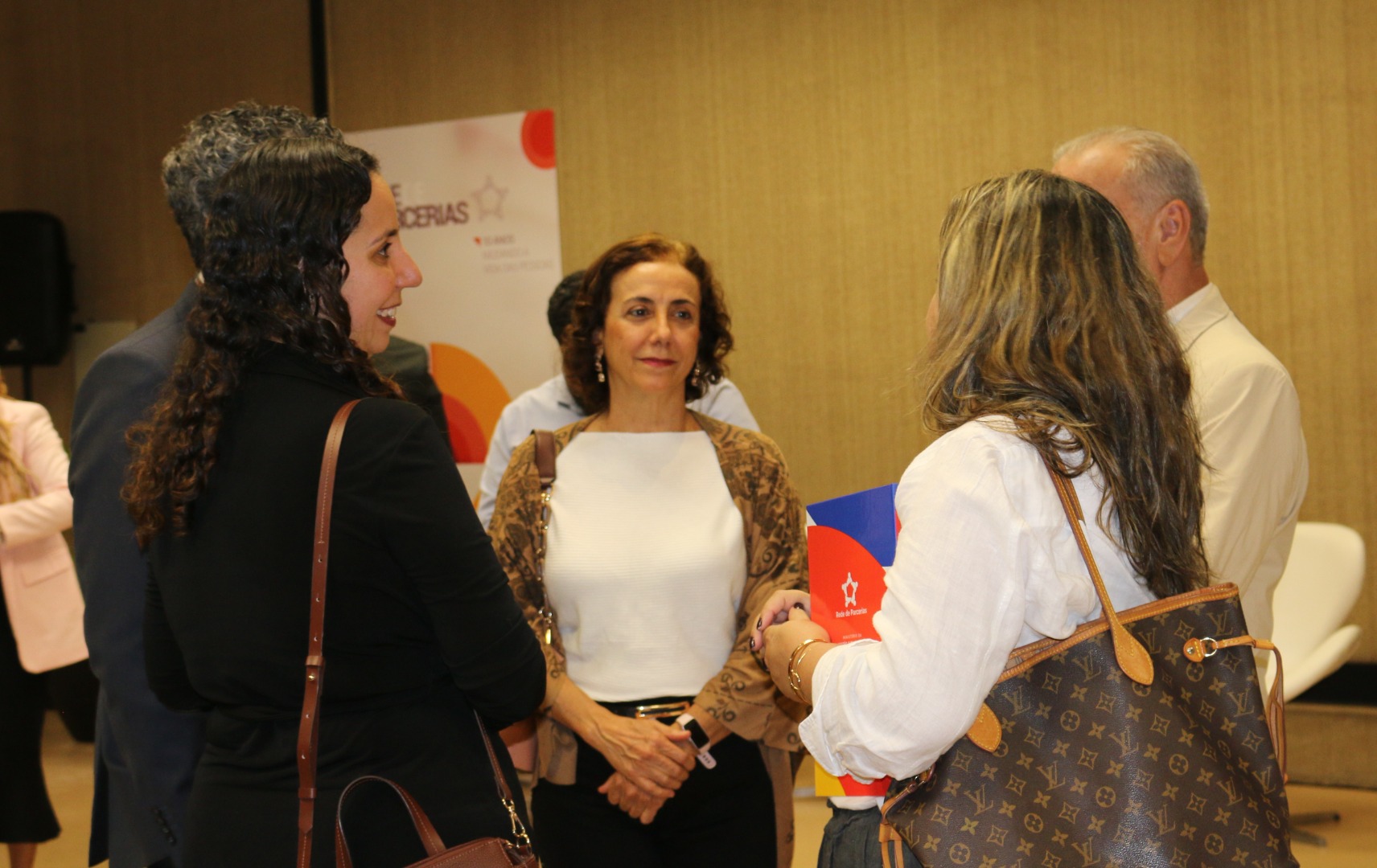 Lançamento do Livro 10 anos da Rede de Parcerias - dia 02-06-2025 (335).JPG