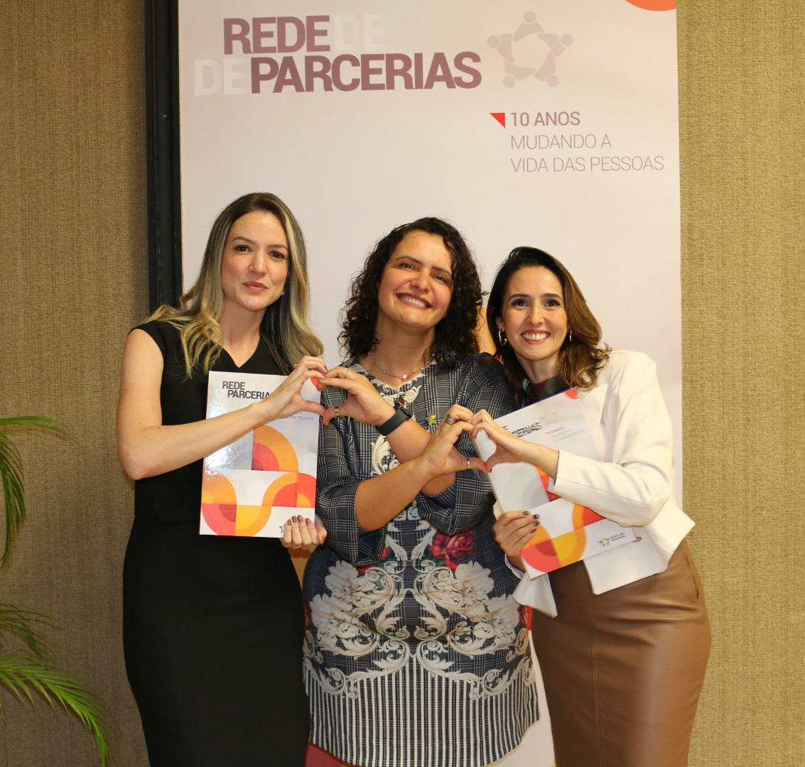 Lançamento do Livro 10 anos da Rede de Parcerias - dia 02-06-2025 (355).JPG