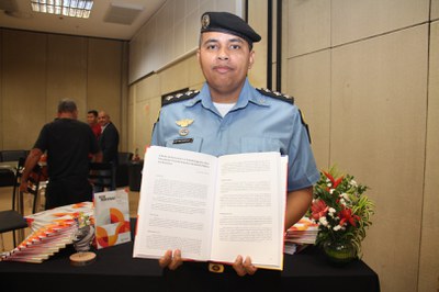 Lançamento do Livro 10 anos da Rede de Parcerias - dia 02-06-2025 (36).JPG