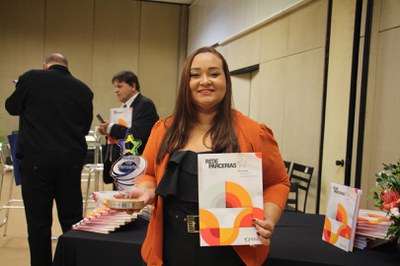 Lançamento do Livro 10 anos da Rede de Parcerias - dia 02-06-2025 (58).JPG