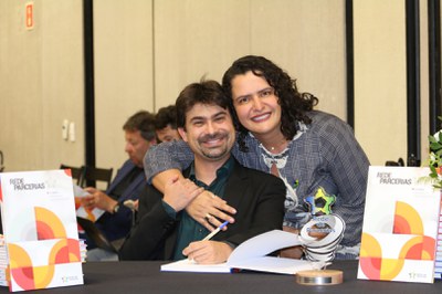 Lançamento do Livro 10 anos da Rede de Parcerias - dia 02-06-2025 (66).JPG