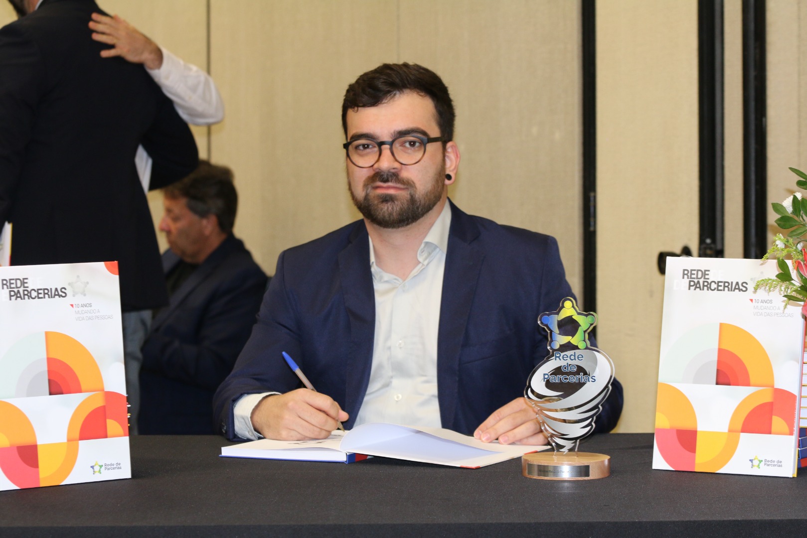 Lançamento do Livro 10 anos da Rede de Parcerias - dia 02-06-2025 (75).JPG