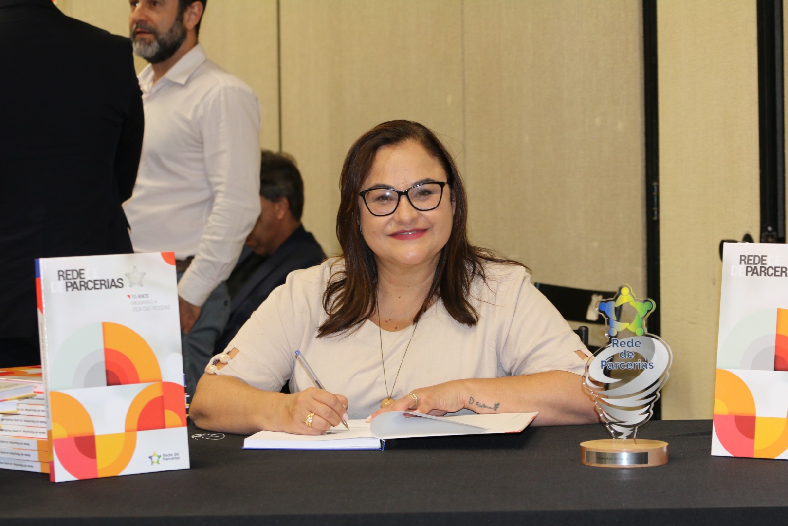 Lançamento do Livro 10 anos da Rede de Parcerias - dia 02-06-2025 (77).JPG