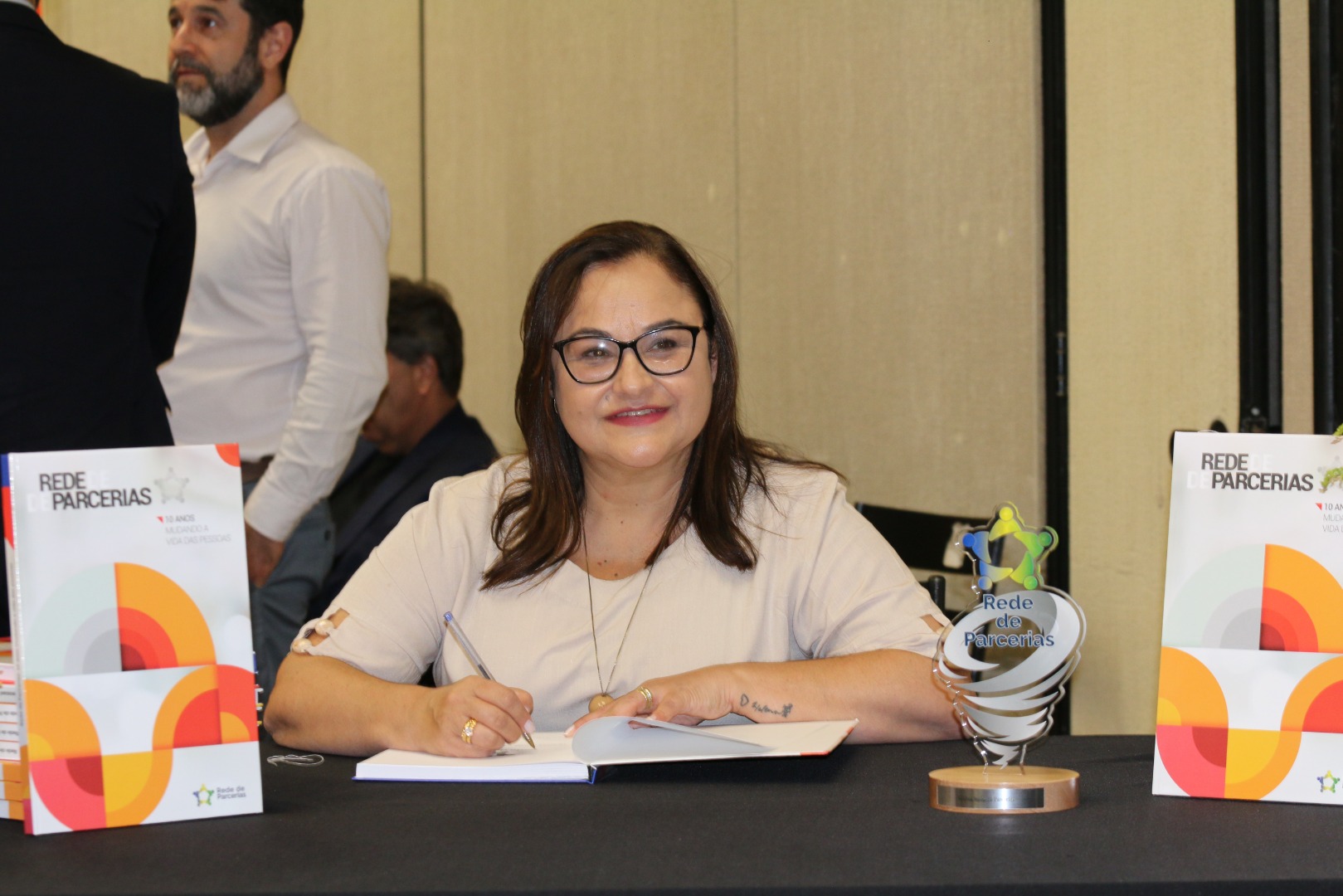 Lançamento do Livro 10 anos da Rede de Parcerias - dia 02-06-2025 (78).JPG