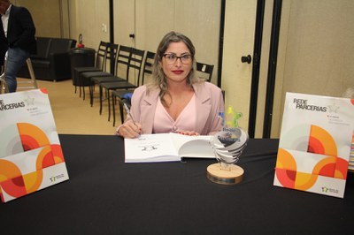 Lançamento do Livro 10 anos da Rede de Parcerias - dia 02-06-2025 (88).JPG