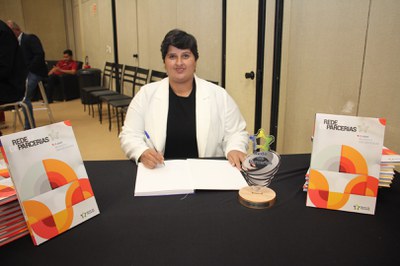 Lançamento do Livro 10 anos da Rede de Parcerias - dia 02-06-2025 (98).JPG