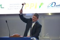 Maior leilão da história do setor portuário garante mais de R$ 700 milhões em investimentos