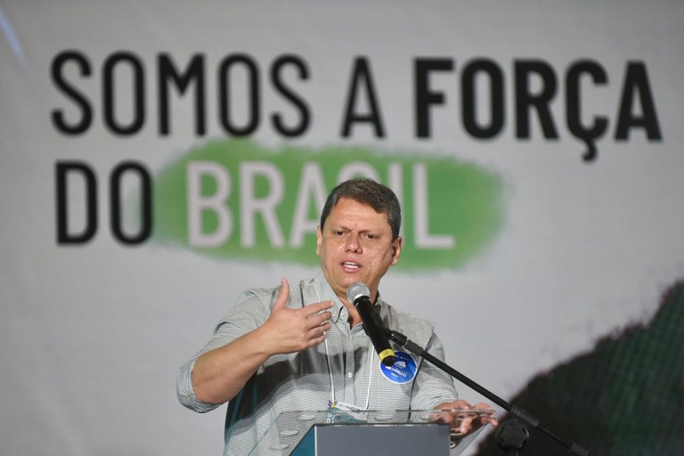 Ministro participa de ato em favor da Ferrogrão em Sinop