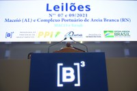 Publicação indica modernização da infraestrutura do país com combinação de recursos públicos e privados