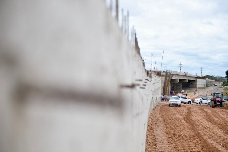 Ministro Marcelo Sampaio vistoriou as obras do viaduto do Mercado do Peixe, em Teresina (PI)