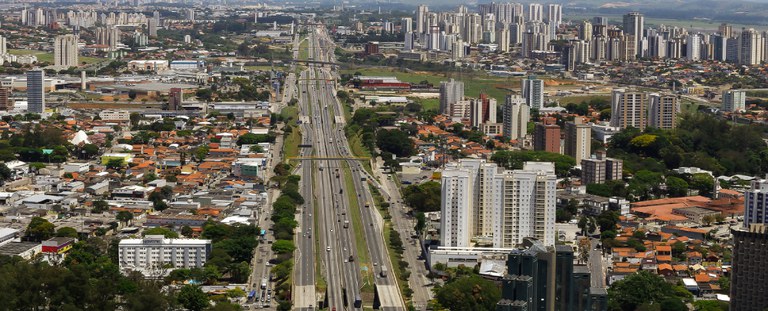 Sistema rodoviário da Dutra-Rio Santos foi leiloado em 2021