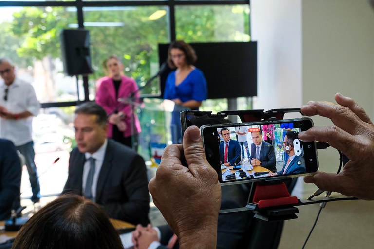 Ministro Renan Filho anuncia decreto de emergência para liberação da BR-101/AL