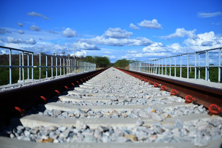 Publicada edição 2022 do Caderno Transportes