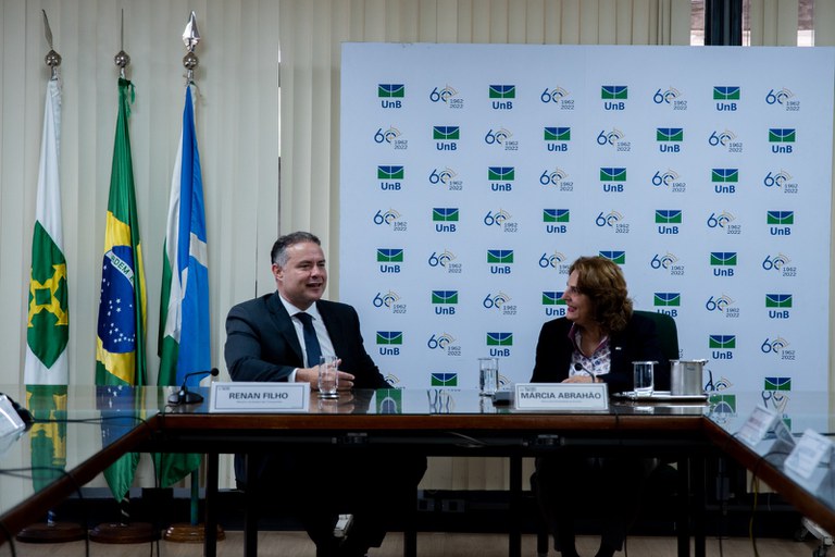 Ministro Renan Filho se reuniu com a reitora da UnB, Márcia Abrahão