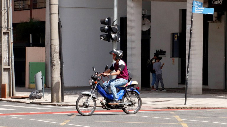 Resolução define o que são ciclomotores e bicicletas elétricas