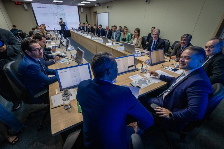 Ministro Renan Filho apresentou os investimentos previstos para o Rio Grande do Sul