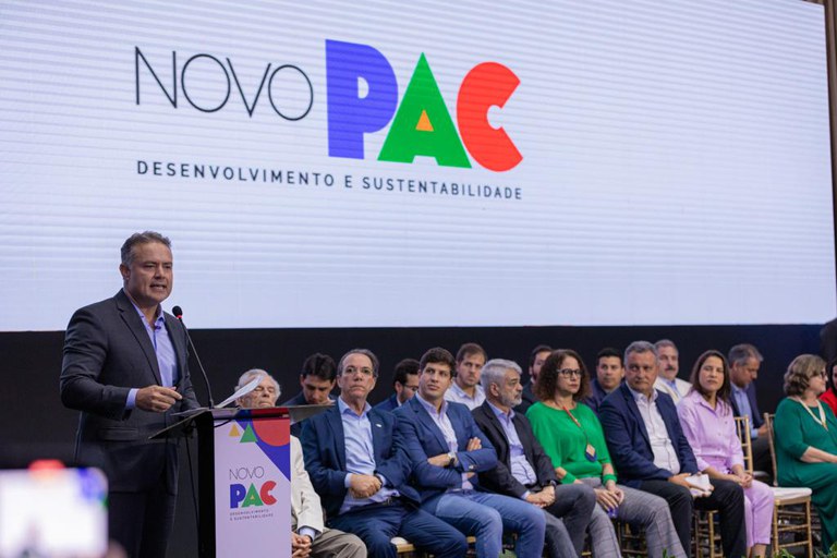 Ministro Renan Filho participou do evento organizado pela Casa Civil no Recife