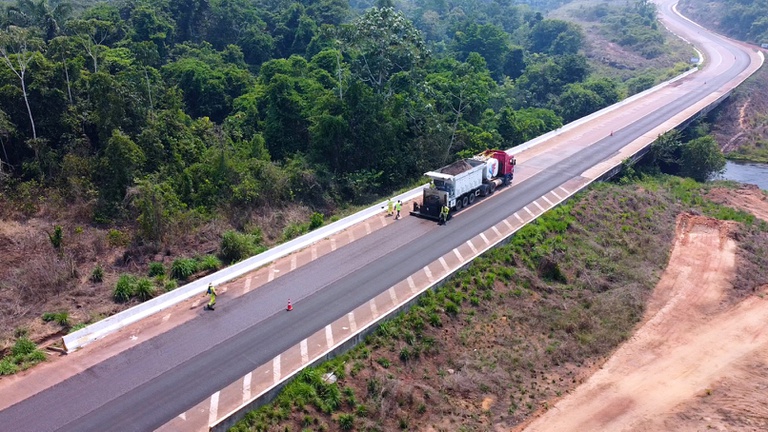 Após investimento de R$ 15 milhões, Governo Federal conclui renovação de mais um trecho da BR-163/PA