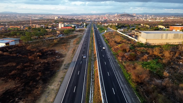 Revitalização da BR-104/PE