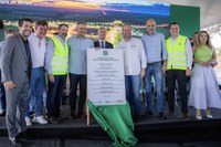 Em maratona por Minas Gerais, ministro Renan Filho inaugura Trevão de Monte Alegre de Minas