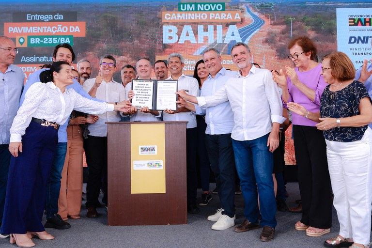 Durante evento, foi assinada OS para asfaltamento da BR-020/BA até a divisa do Piauí