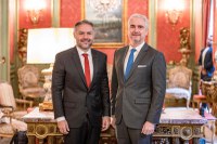 “Temos demandas dos maiores bancos e fundos de investimento do planeta. O mundo está olhando a nossa carteira com entusiasmo”, diz Renan Filho