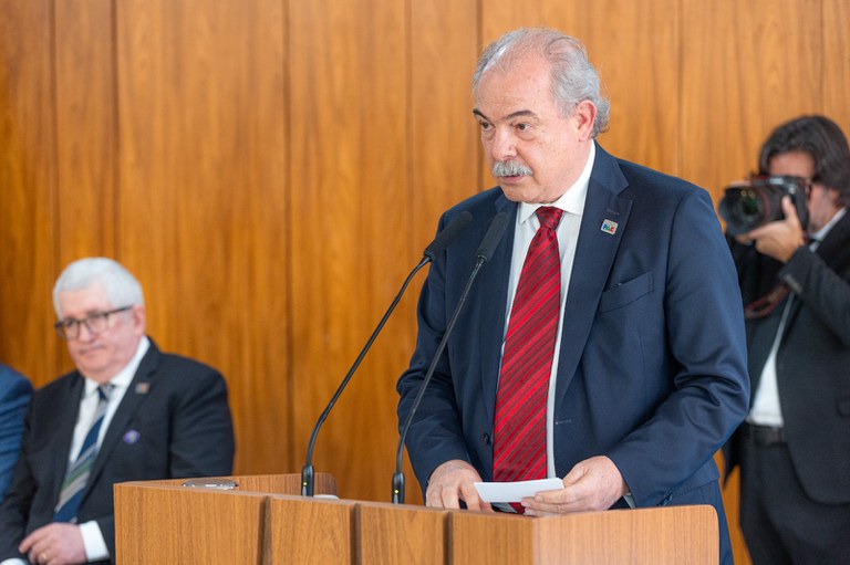 Cerimônia de anúncio do financiamento BNDES para rodovias do Paraná