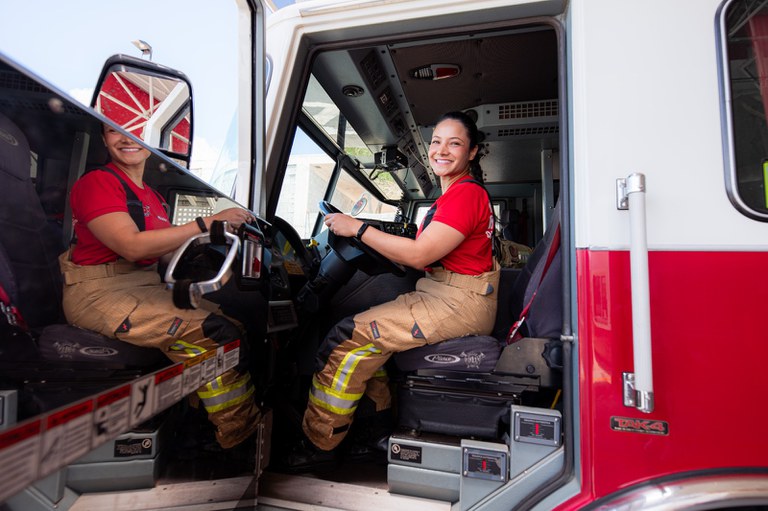 Bianca Ladeira ingressou na Corporação em 2018 sem saber ao certo o que significava ser condutora, mas durante o curso de formação, descobriu sua verdadeira paixão pela direção - Foto: Rui Rodrigues/MT
