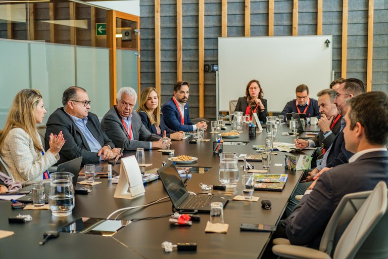 Comitiva brasileira no Roadshow Brasil 2025