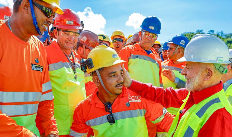 Visita Serra das Araras